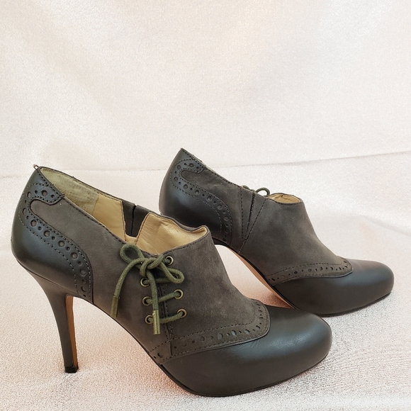 Circa Joan & David Brown Leather Eunice Bootie 8.5 - Picture 3 of 8
